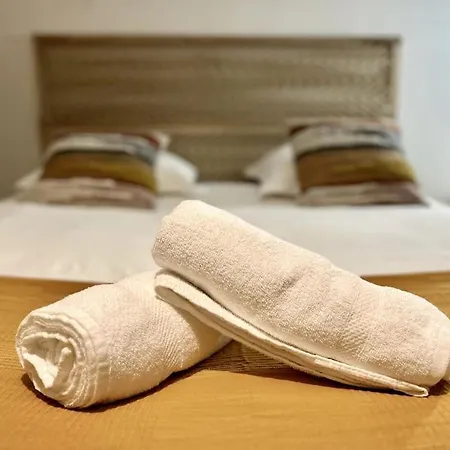 Independant, Confort Avec Terrasse Валанс